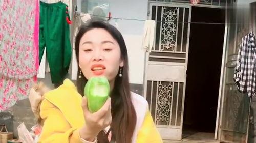 吃瓜直播间妈咪,揭秘网络红人的幕后故事  第3张